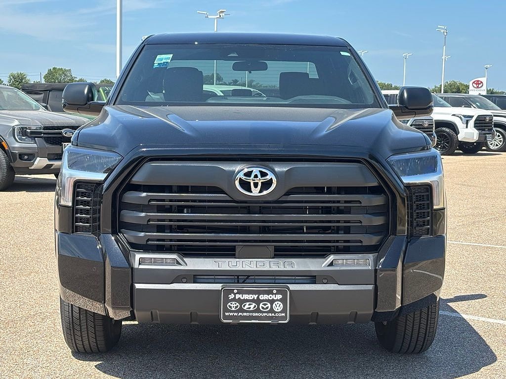 New 2026 Toyota Tundra SR5 SR5 CREWMAX 5.5