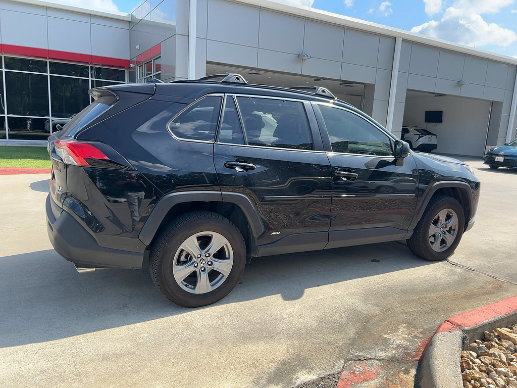 Used 2025 Toyota RAV4 Hybrid LE SUV