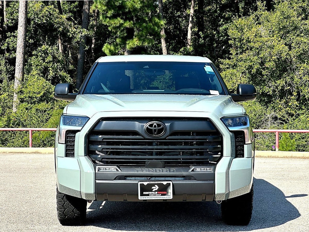 New 2026 Toyota Tundra SR5 SR5 CREWMAX 5.5
