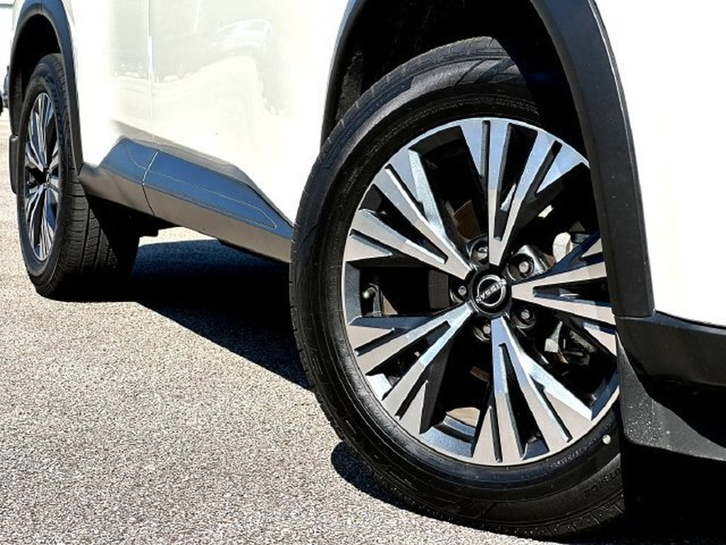Used 2023 Nissan Rogue SV SUV