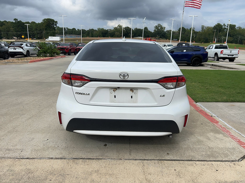 Used 2022 Toyota Corolla LE Sedan