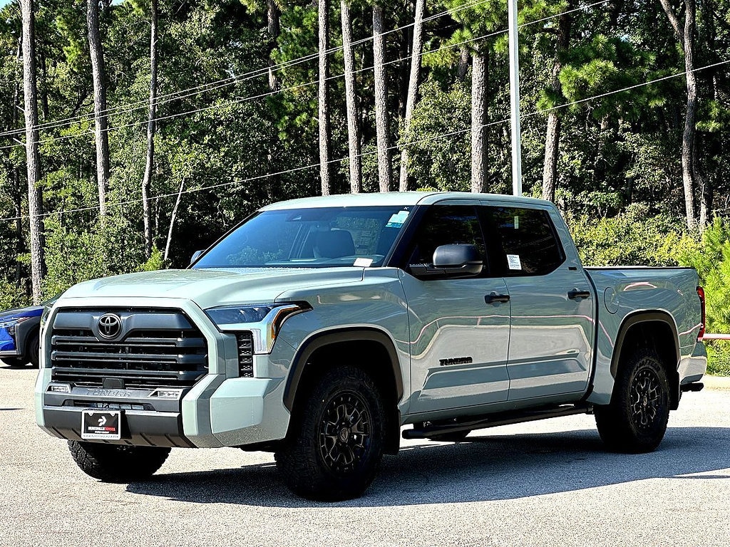New 2026 Toyota Tundra SR5 SR5 CREWMAX 5.5