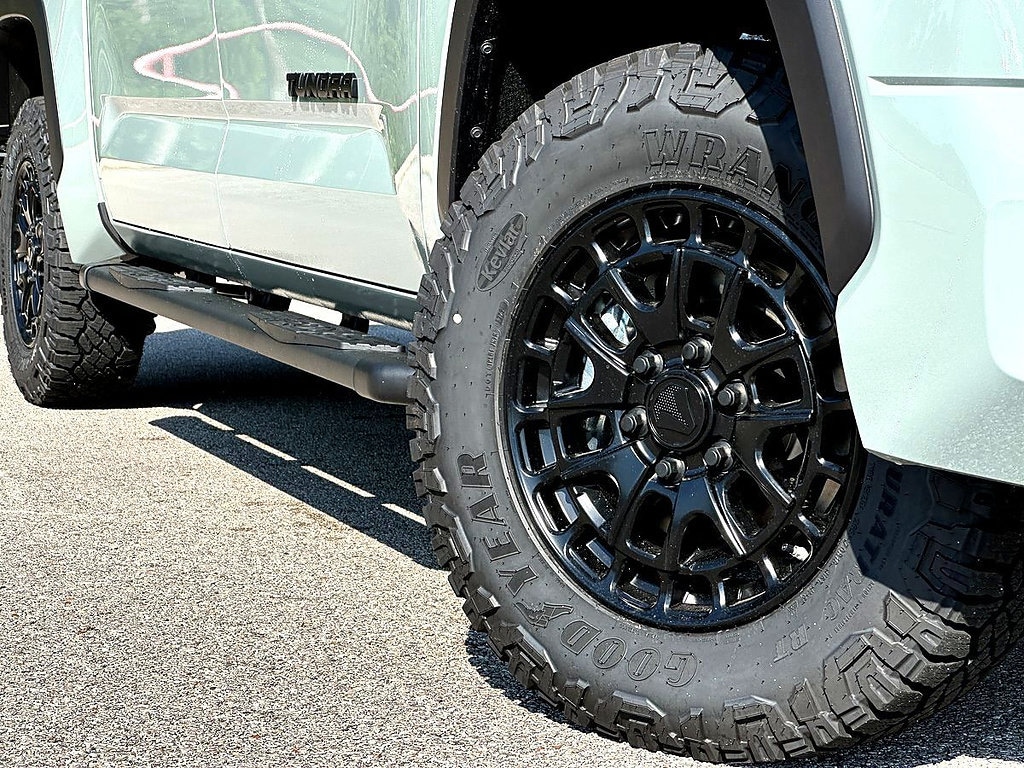 New 2026 Toyota Tundra SR5 SR5 CREWMAX 5.5