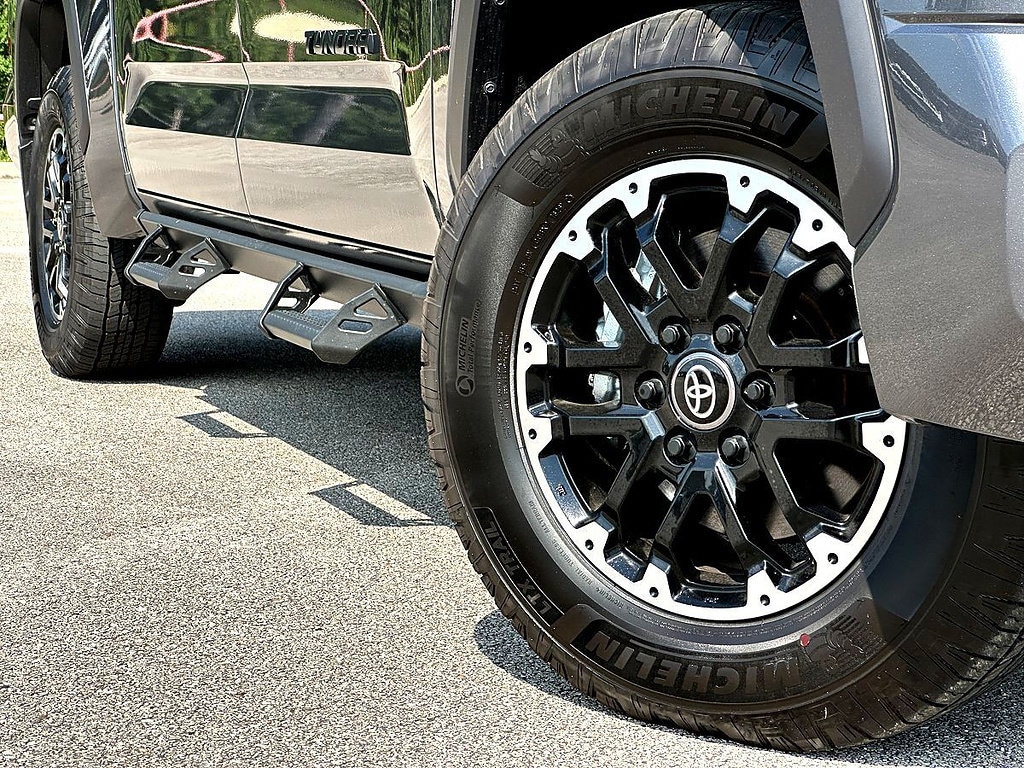 New 2026 Toyota Tundra SR5 SR5 CREWMAX 5.5