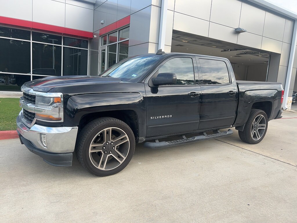 Used 2016 Chevrolet Silverado 1500 LT w/1LT Truck Crew Cab