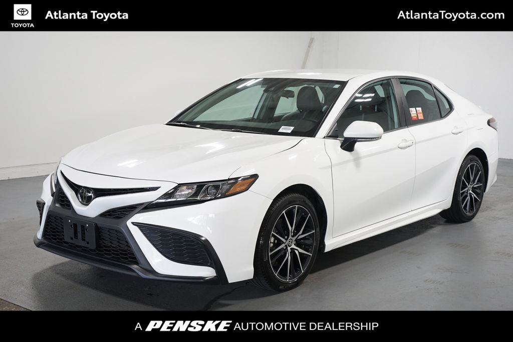 2024 Toyota Camry Sedan 