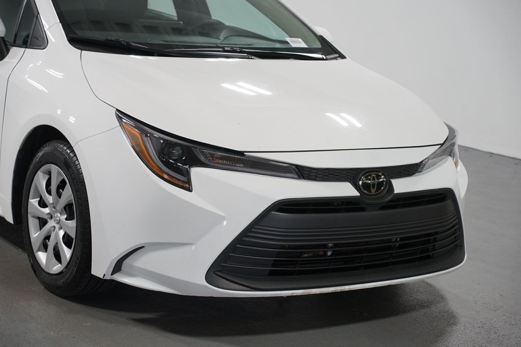 Certified 2025 Toyota Corolla LE Sedan