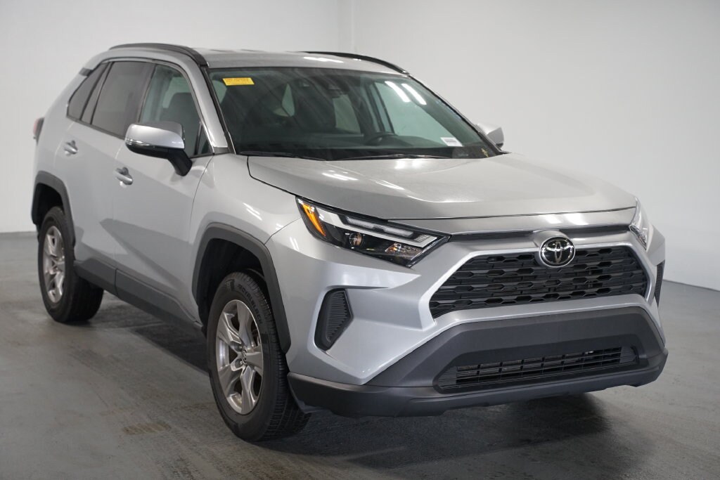 Used 2025 Toyota RAV4 XLE SUV