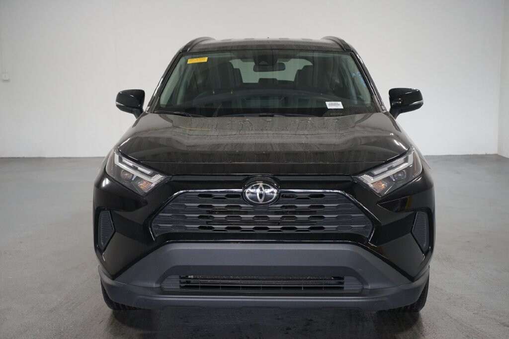 Used 2025 Toyota RAV4 XLE SUV