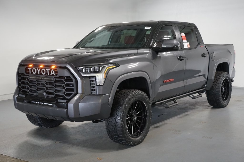 New 2026 Toyota Tundra Limited LIMITED CREWMAX 5.5