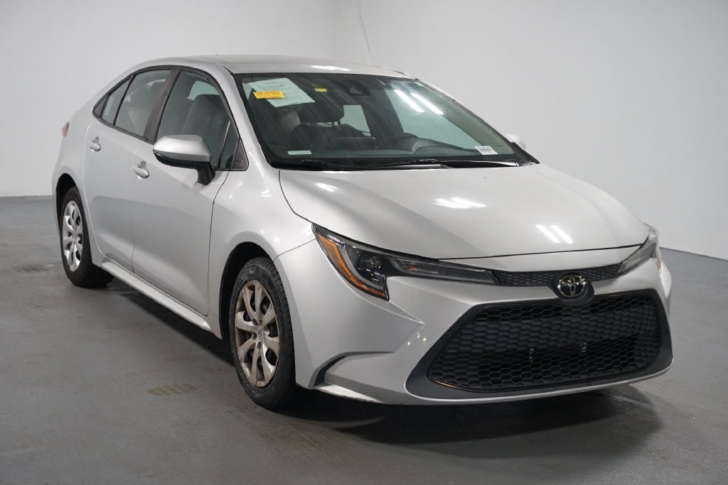 Used 2022 Toyota Corolla LE Sedan