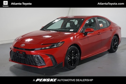 2025 Toyota Camry SE Sedan