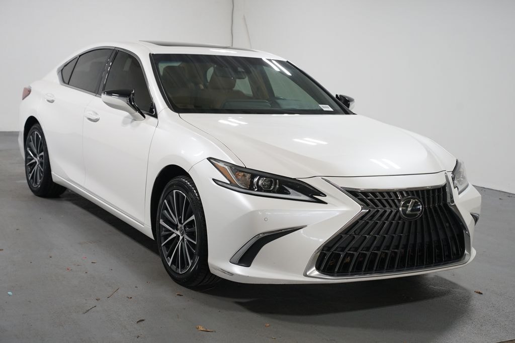 Used 2024 Lexus ES 350 Sedan