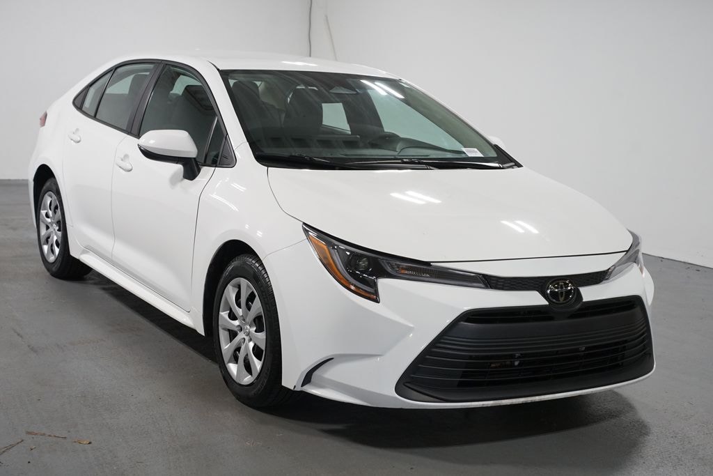 Certified 2025 Toyota Corolla LE Sedan