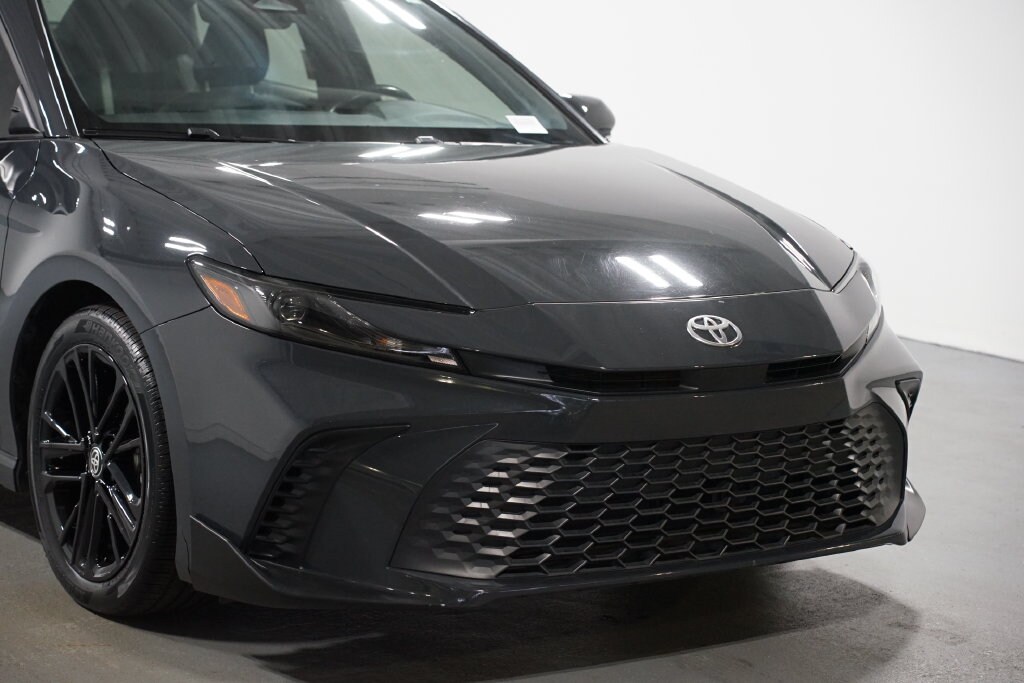 Used 2025 Toyota Camry SE Sedan