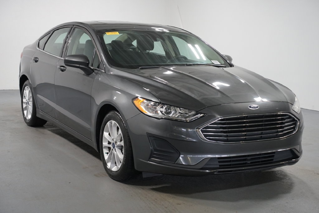 Used 2020 Ford Fusion Hybrid SE Sedan