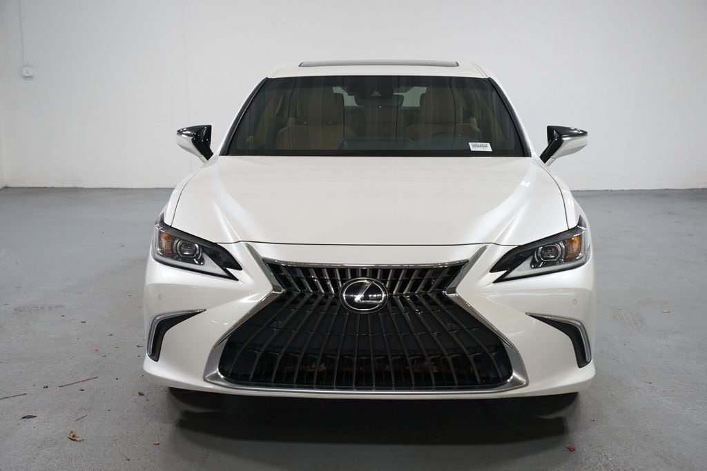 Used 2024 Lexus ES 350 Sedan