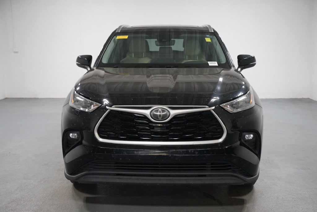 Used 2020 Toyota Highlander XLE SUV