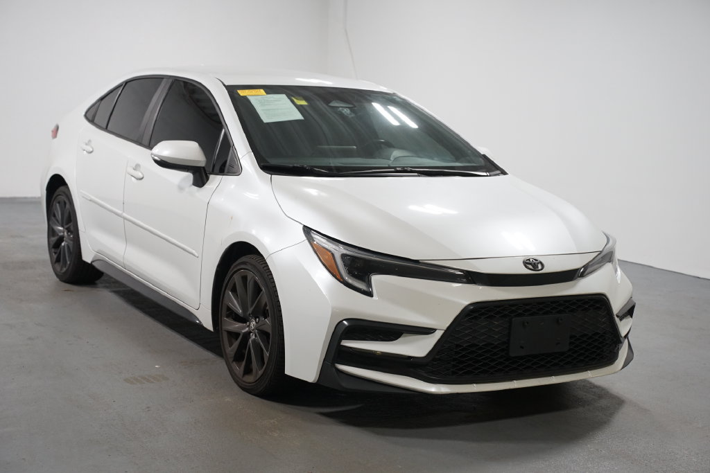 Used 2023 Toyota Corolla SE Sedan