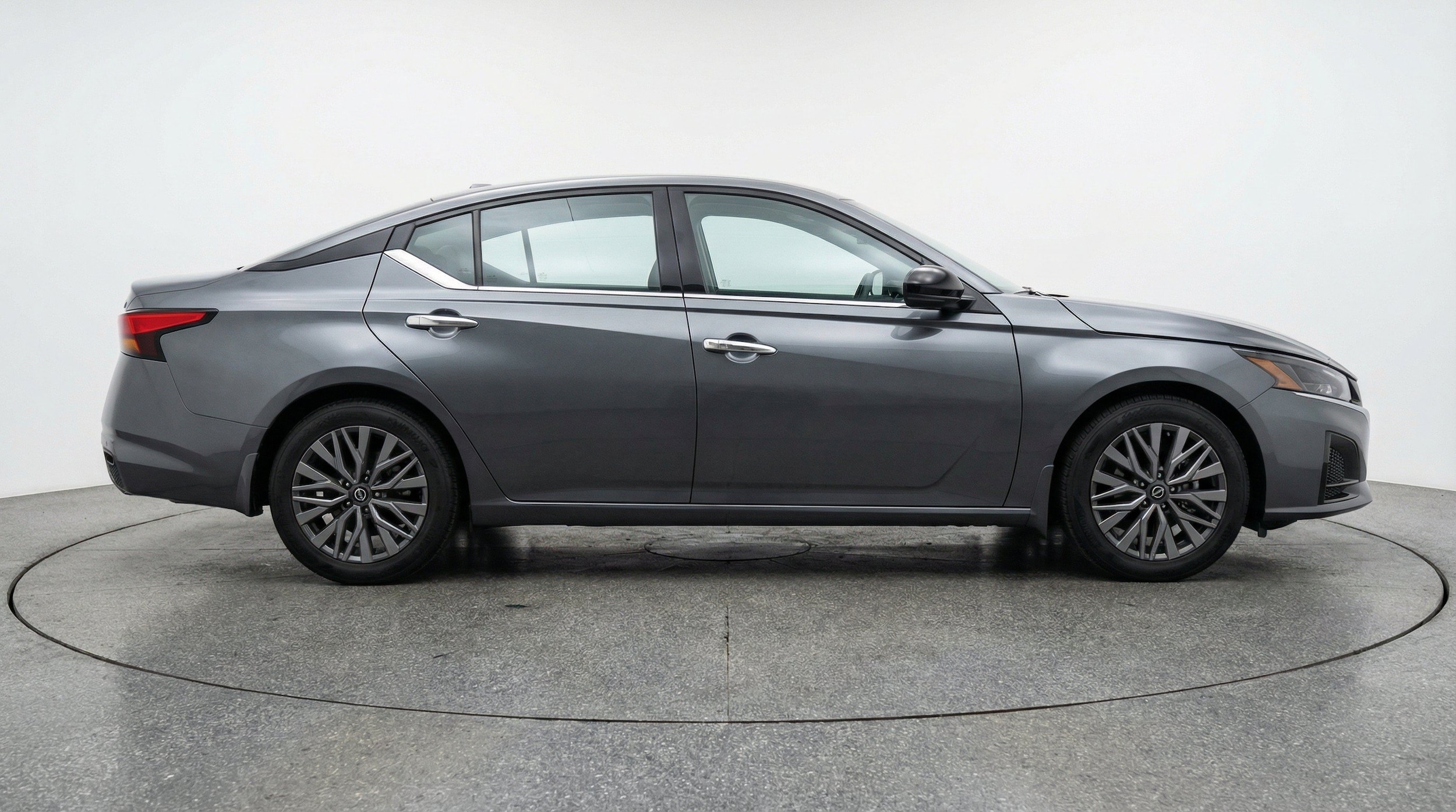 Thumbnail: 2025 Nissan Altima - 10