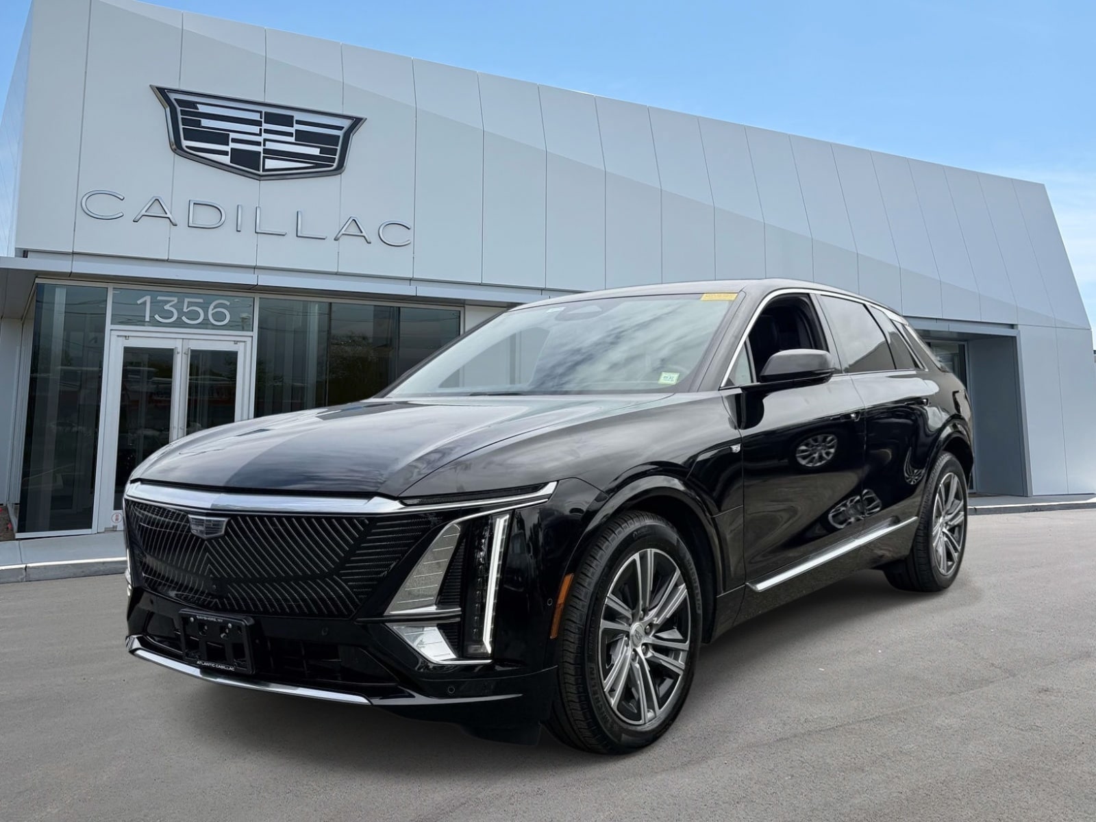 2024 Cadillac LYRIQ Luxury 1