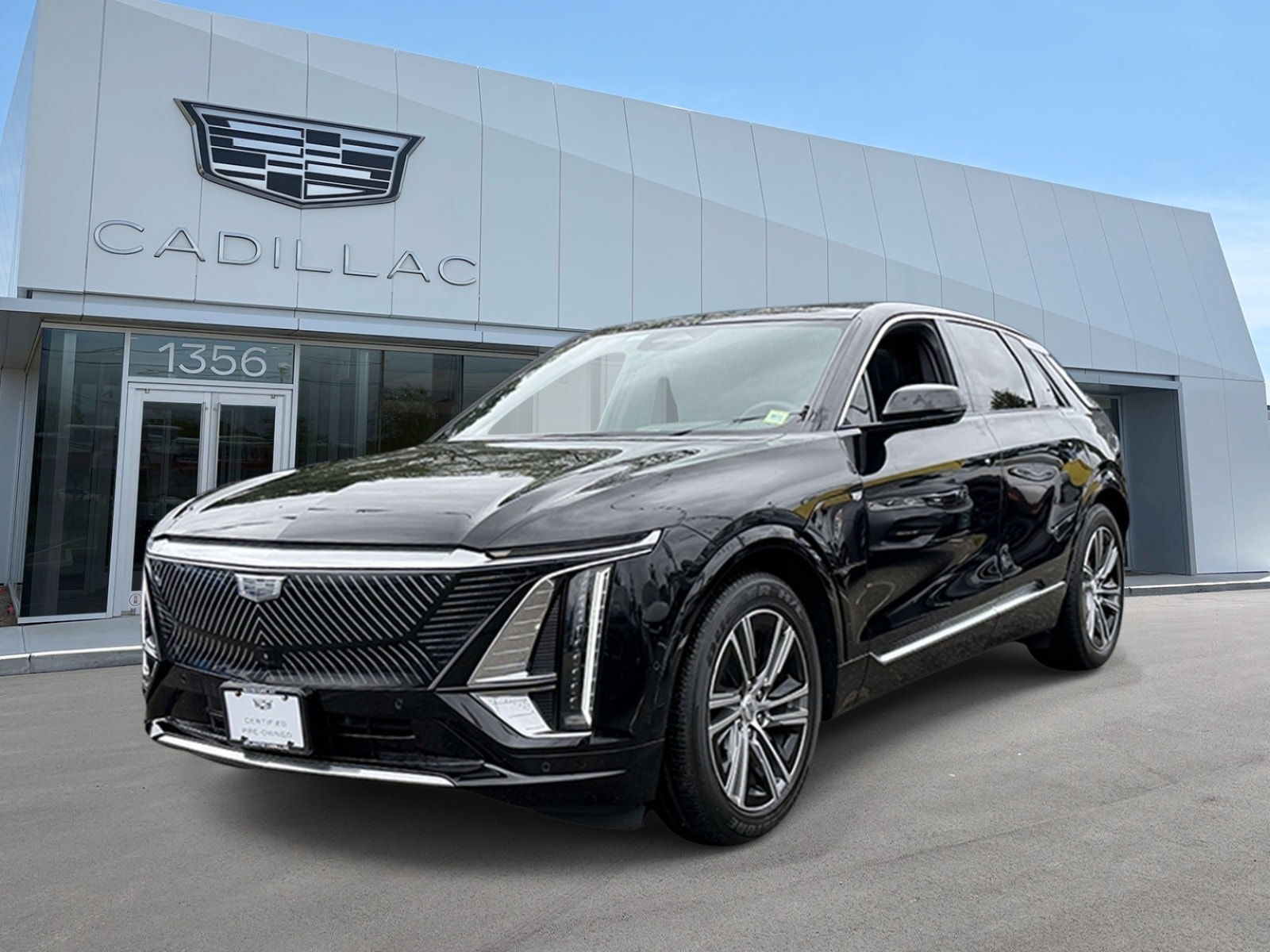 2024 Cadillac LYRIQ Luxury 3
