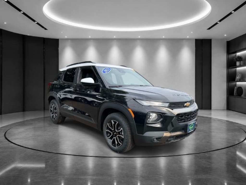 Used 2023 Chevrolet Trailblazer Activ SUV