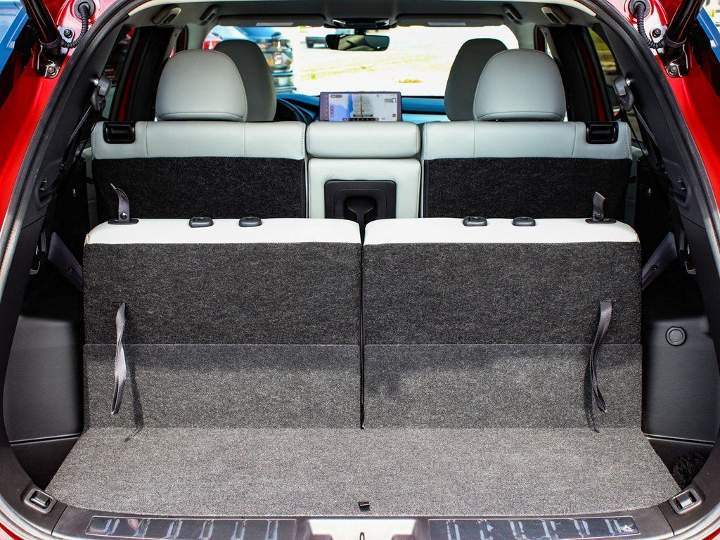 2025 Mitsubishi Outlander SE - Photo 44