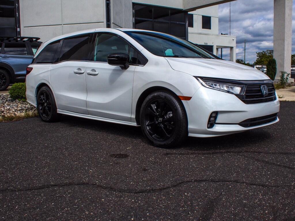 Used 2023 Honda Odyssey Sport Van