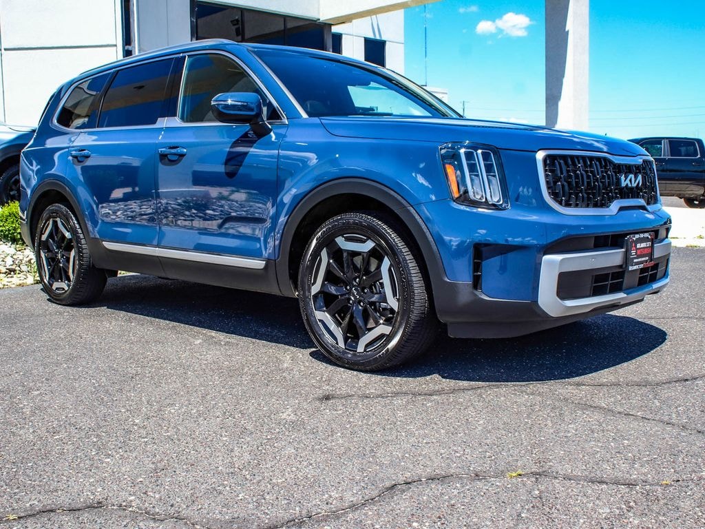 Used 2024 Kia