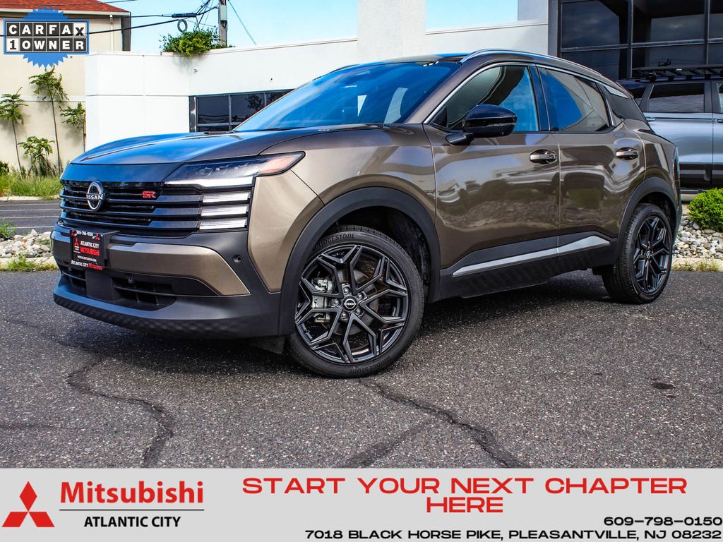 Used 2026 Nissan Kicks SR SUV
