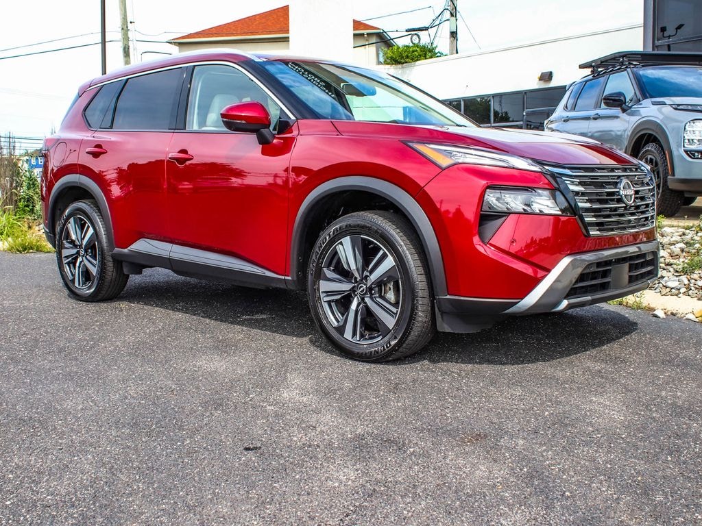 Used 2025 Nissan Rogue SL SUV