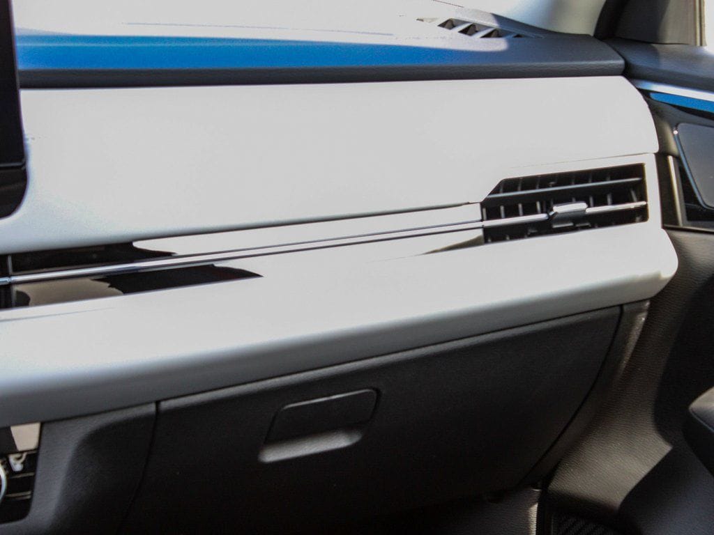 2025 Mitsubishi Outlander SE - Photo 17