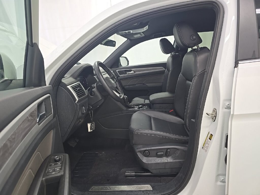 Used 2023 Volkswagen Atlas Cross Sport 3.6L V6 SE w/Technology SUV