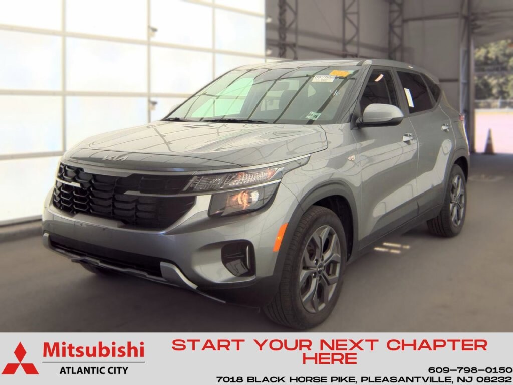 Used 2024 Kia Seltos LX SUV
