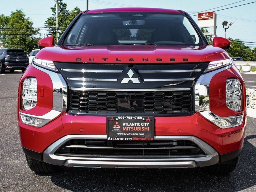New 2025 Mitsubishi Outlander SE SUV