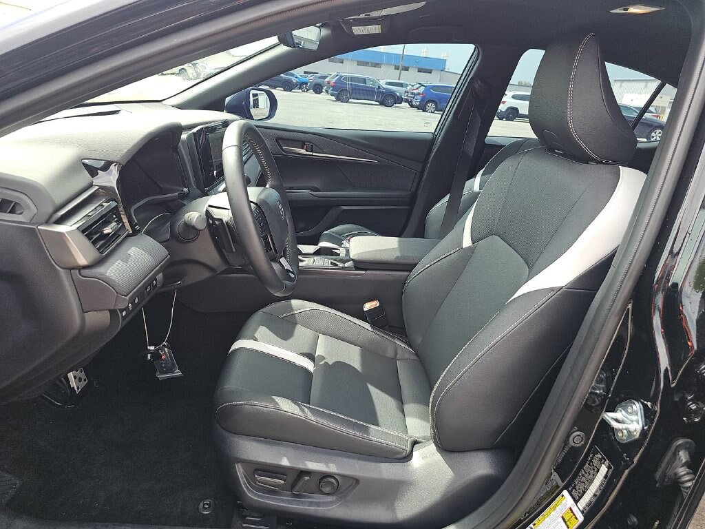 Used 2026 Toyota Camry SE Sedan