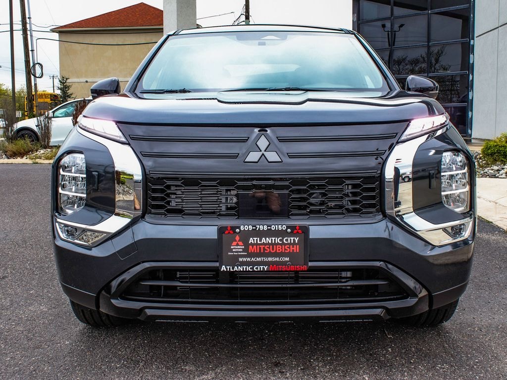 New 2026 Mitsubishi Outlander LE SUV