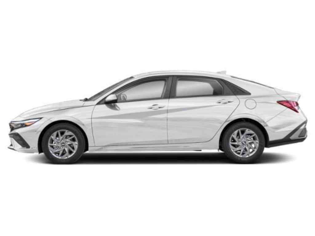 New 2026 Hyundai Elantra SEL Sport Sedan