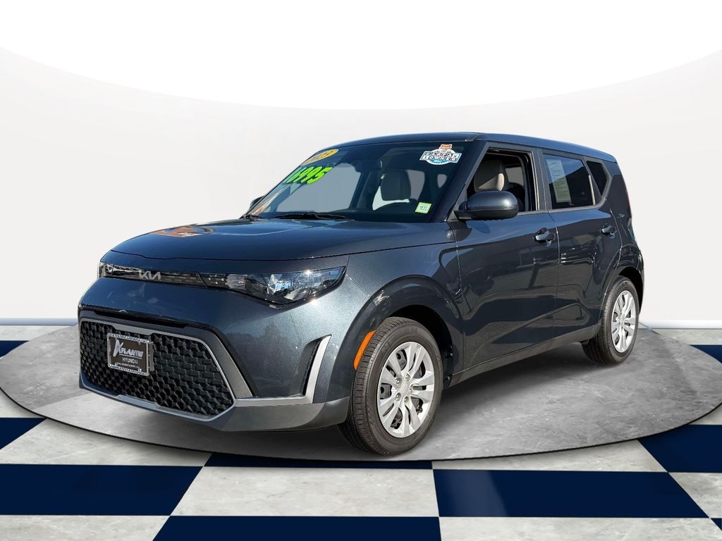 Used 2023 Kia Soul LX Hatchback