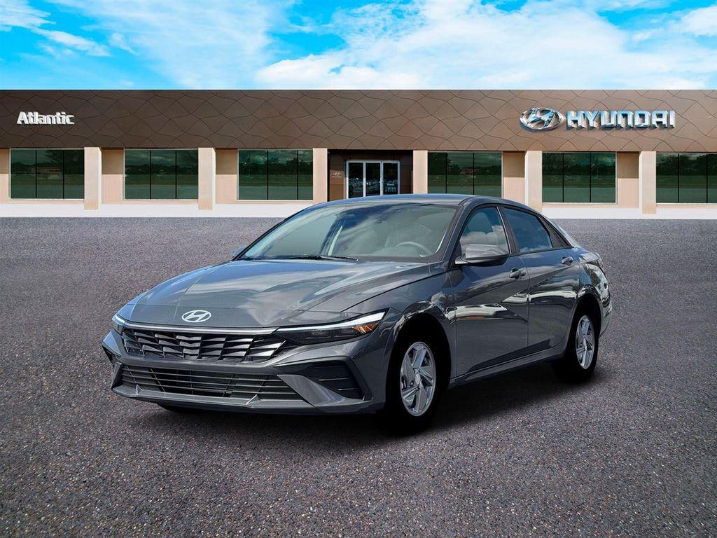 New 2026 Hyundai Elantra SE Sedan