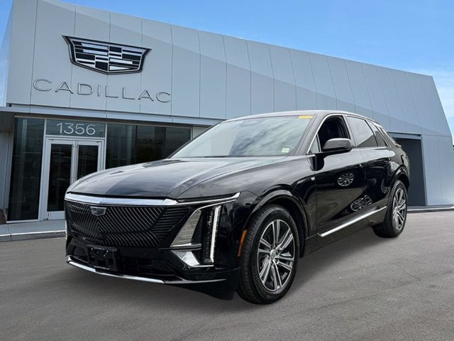 2024 Cadillac LYRIQ Luxury 1