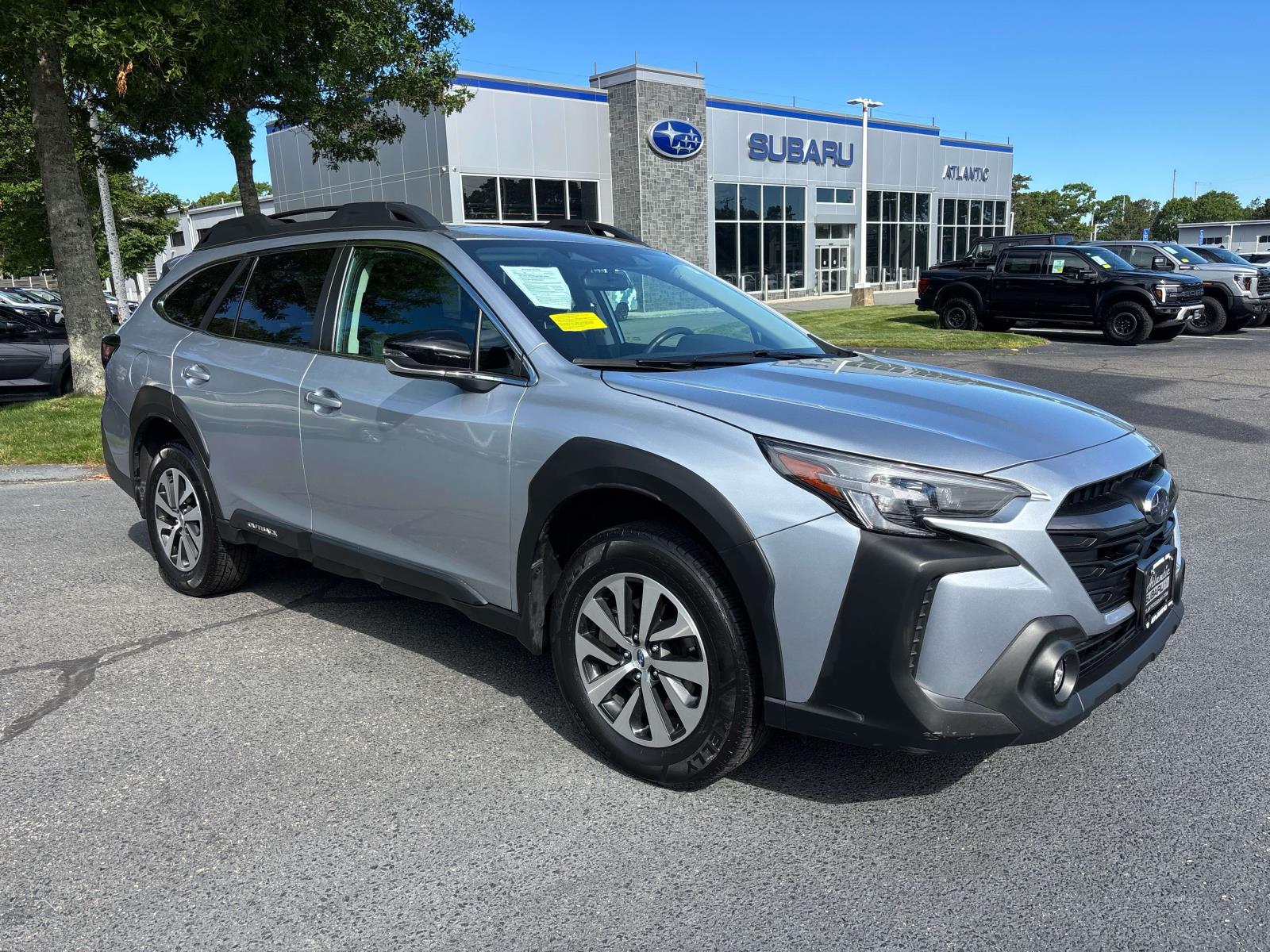 2023 Subaru Outback Premium