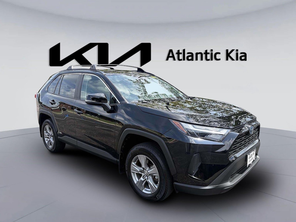 Used 2023 Toyota RAV4 Hybrid XLE SUV