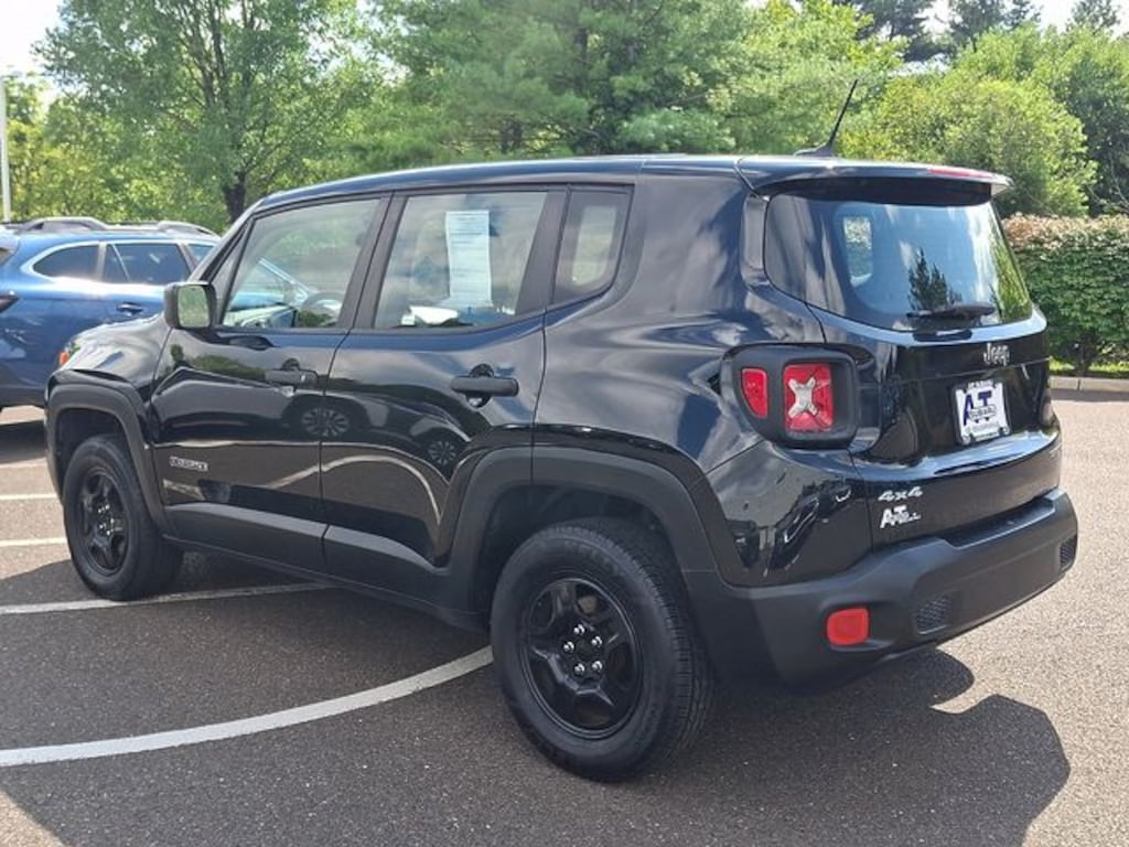 Used 2017 Jeep Renegade Sport SUV