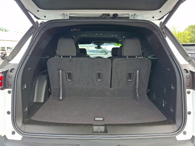 2023 Chevrolet Traverse 1LT - Photo 30