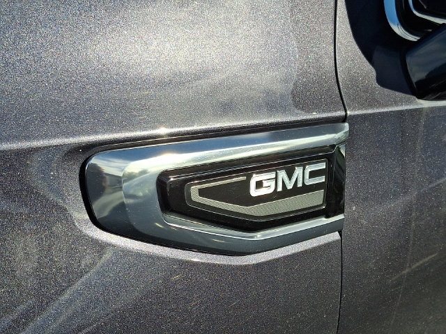 2023 GMC Yukon AT4 - Photo 4