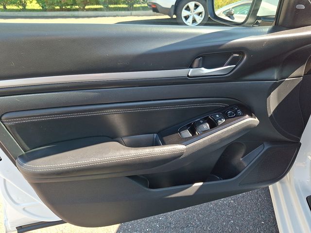 2022 Nissan Altima SL - Photo 12