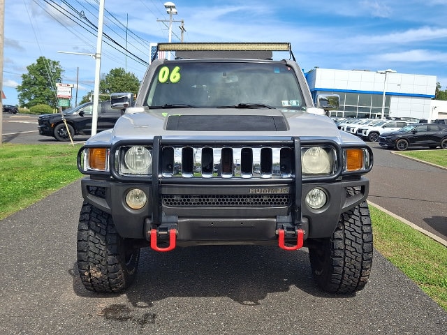 Used 2006 Hummer H3 Base with VIN 5GTDN136068104760 for sale in Sellersville, PA