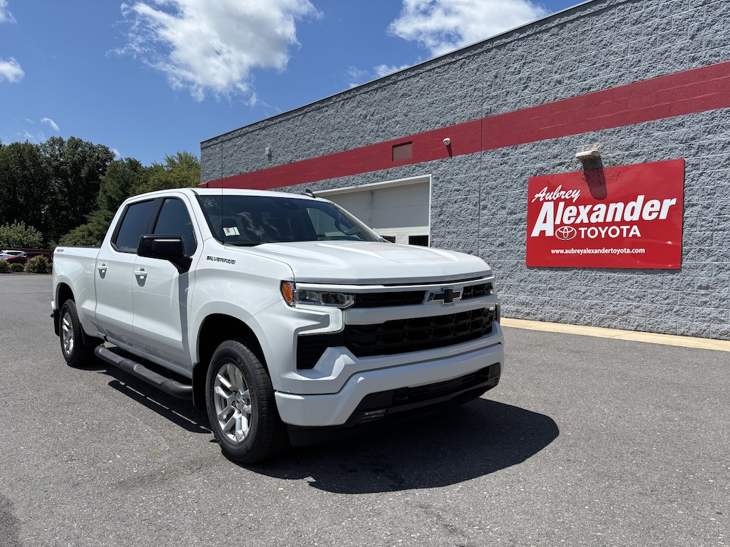 Used 2024 Chevrolet Silverado 1500 RST Truck Crew Cab